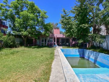 CASA 5 DORMITORIOS EN VENTA LA PLATA CON PILETA