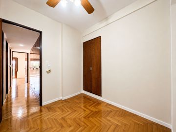 Venta Depto. 4 amb. Balcón, Coch, Belgrano