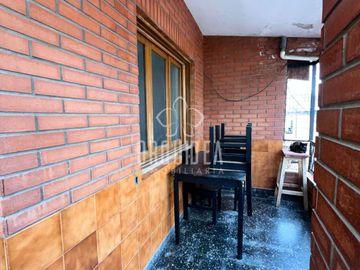 Casa en venta c/ cochera en Centro