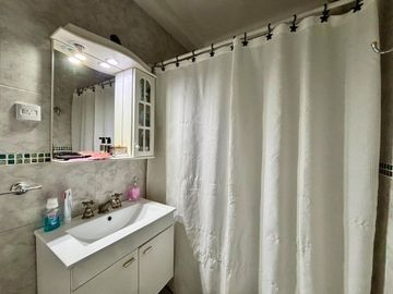 VENTA PH 2 AMBIENTES EN LAS CAÑITAS