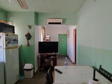 VENTA CASA PLANTA ALTA 2 DORMIT. TERRAZA. OPORT !
