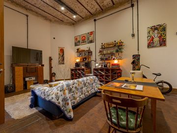 VENTA CASA INTERNA DE DISEÑADOR RECICLADA COMPLETA