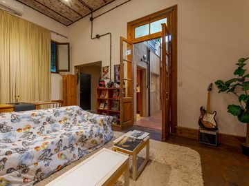 VENTA CASA INTERNA DE DISEÑADOR RECICLADA COMPLETA