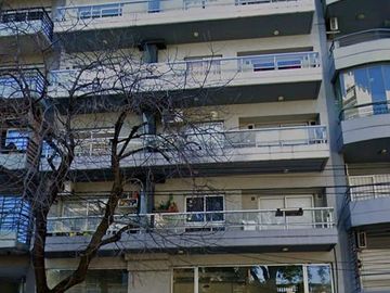 EN VENTA COCHERA CUBIERTA EN FLORESTA