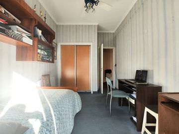 VENTA DPTO 4 AMB EN FLORES C/TERRAZA Y QUINCHO