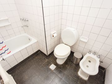 VENTA 3AMB C/DEPENDENCIA BALCON  COLEGIALES