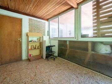 CASA EN VENTA 3 DORMITORIOS EN FUNES CON PILETA