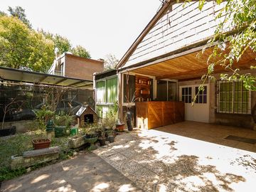CASA EN VENTA 3 DORMITORIOS EN FUNES CON PILETA