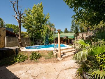 CASA EN VENTA 3 DORMITORIOS EN FUNES CON PILETA