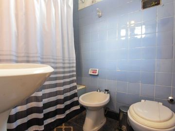 VENTA DEPTO 3 AMBIENTES CON BALCON EN PARQUE CHAS