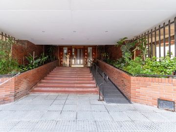 Venta dpto 3 amb c/espacio extra + balcón en Núñez