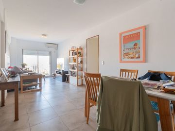 Venta dpto 3 amb c/espacio extra + balcón en Núñez