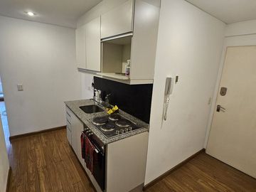 ALQUILER 2 AMBIENTES - AMENITIES - COCHERA - V URQ