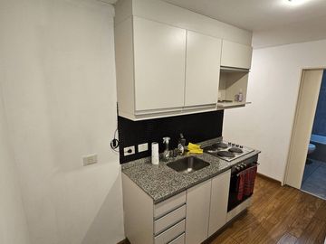 ALQUILER 2 AMBIENTES - AMENITIES - COCHERA - V URQ