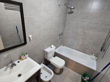 ALQUILER 2 AMBIENTES - AMENITIES - COCHERA - V URQ
