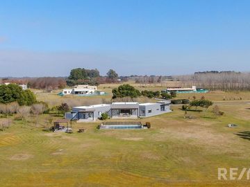 VENTA CASA 5 AMB  LA MACARENA, PILETA, A. CRÉDITO