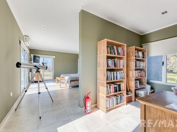 VENTA CASA 5 AMB  LA MACARENA, PILETA, A. CRÉDITO