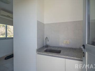 VENTA CASA 5 AMB  LA MACARENA, PILETA, A. CRÉDITO