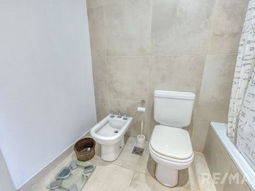 VENTA CASA 5 AMB  LA MACARENA, PILETA, A. CRÉDITO