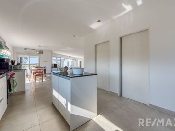 VENTA CASA 5 AMB  LA MACARENA, PILETA, A. CRÉDITO
