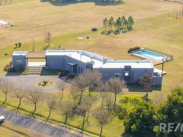 VENTA CASA 5 AMB  LA MACARENA, PILETA, A. CRÉDITO