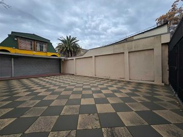 Local comercial en arriendo  en ÑUÑOA
