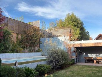 Casa en venta  en LAS CONDES