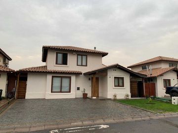 Casa en venta  en COLINA