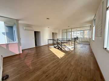 ALQUILER OFICINA 180M2 OLIVOS CON COCHERA