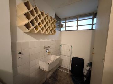 VENTA 3 AMB 2 PATIOS PLANTA BAJA BELGRANO C