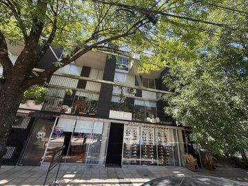 VENTA LOCAL COMERCIAL 152 M BELGRANO R- V. URQUIZA