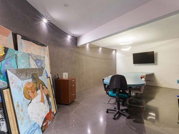 VENTA LOCAL COMERCIAL COLEGIALES SOBRE AVENIDA