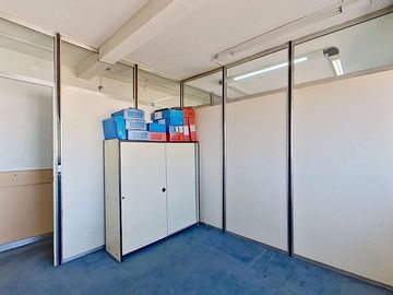 VENTA OFICINA APTO VIVIENDA SAN NICOLAS PISO ALTO