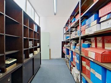 VENTA OFICINA APTO VIVIENDA SAN NICOLAS PISO ALTO