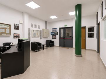 Villa Devoto Edificio 782m² con RENTA