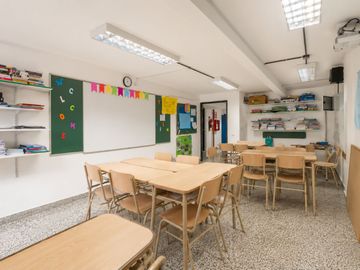 Villa Devoto Edificio 782m² con RENTA