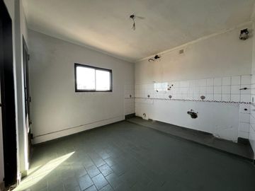 DPTO 2AMB- VENTA-PERMUTA 39M2-Valentín Alsina