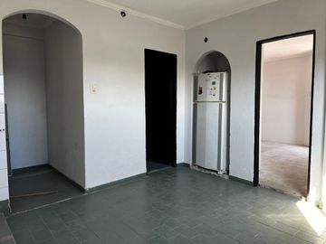 DPTO 2AMB- VENTA-PERMUTA 39M2-Valentín Alsina