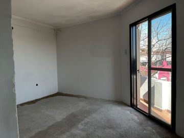 DPTO 2AMB- VENTA-PERMUTA 39M2-Valentín Alsina