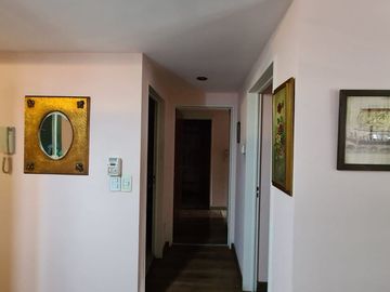 VENTA DEPTO 3 AMBIENTES CON BALCÓN   COCHERA FIJA