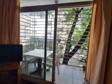 VENTA DEPTO 3 AMBIENTES CON BALCÓN   COCHERA FIJA
