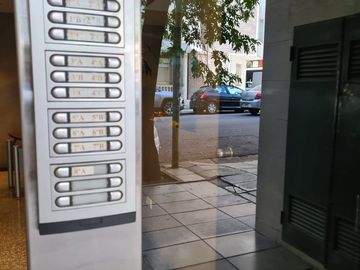 VENTA DEPTO 3 AMBIENTES CON BALCÓN   COCHERA FIJA