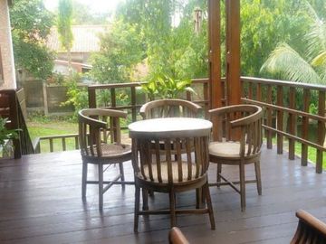 Dijual Cepat Rumah sering dipakai Lokasi Shooting Sinetron di Beji Depok Bonus Tanah 3500 m2 harga 12 M (nego)