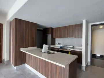 Departamento en renta en Hacienda de las Palmas, Huixquilucan, México