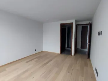 Departamento en renta en Hacienda de las Palmas, Huixquilucan, México