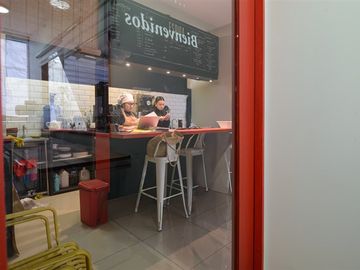 Local Comercial en Venta en Av Francisco Bilbao / Tobalaba