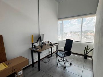 Oficina en venta en Juriquilla Qro