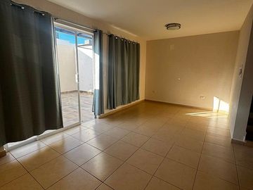Casa en venta, zona Zakia Qro