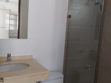 Casa en RENTA en Privada Fontana en Santa Gertrudis Copó.