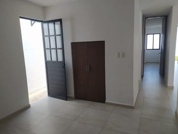 Casa en RENTA en Privada Fontana en Santa Gertrudis Copó.